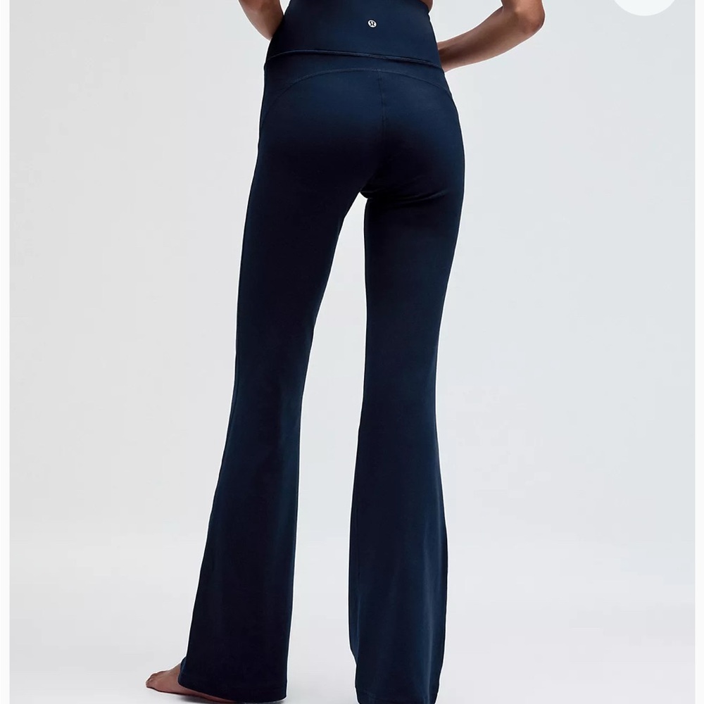 Women's Lululemon Navy Nulu Flare Pants